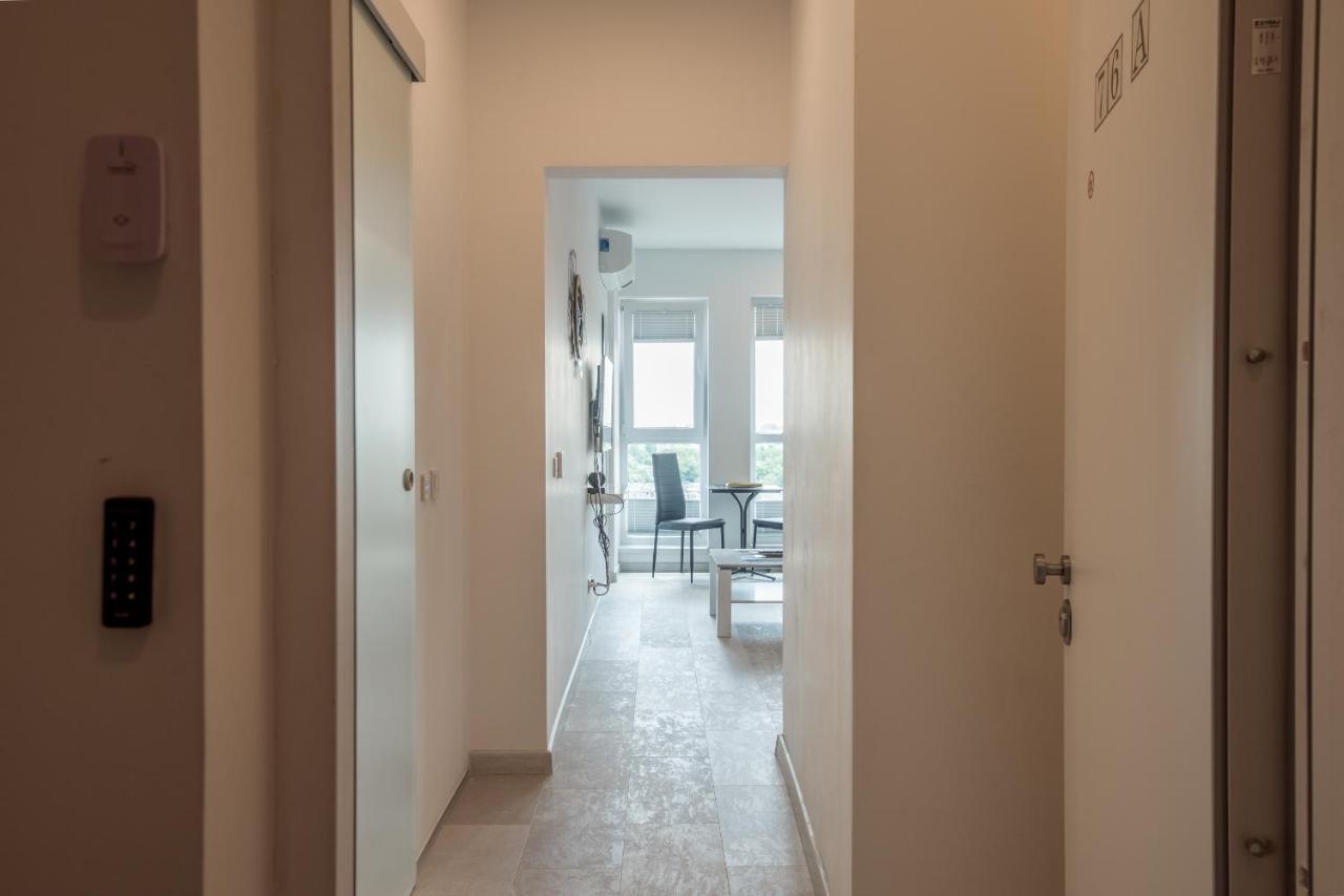 Cozy Penthousestudio Cityview W12 Bucureşti Exterior foto