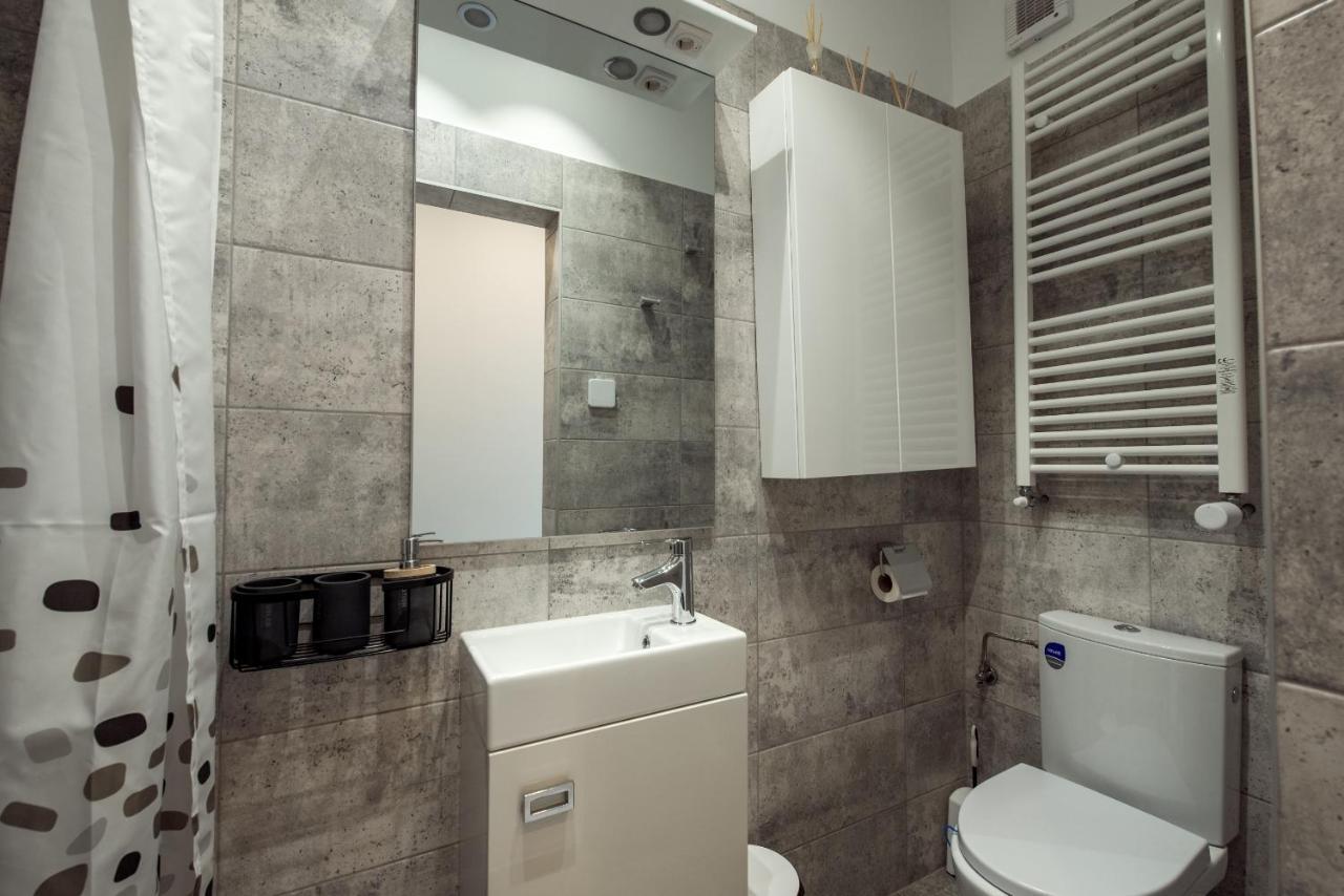 Cozy Penthousestudio Cityview W12 Bucureşti Exterior foto